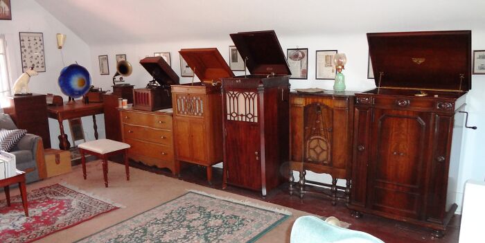 My Victolas. I Call It "Crawling Into The Past" As I Isolate Myself And Listen To 100 Year-Old Music