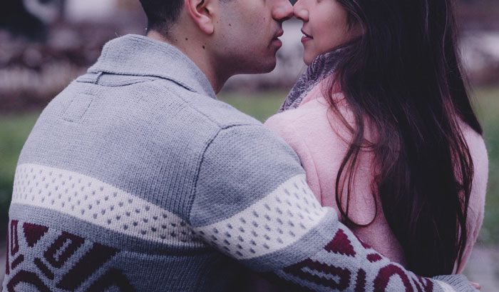 20 Mujeres revelan secretos que desearían contar a sus parejas pero que temen arruinar sus relaciones