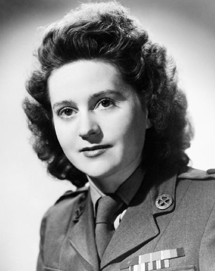 Someone Asks "Who Are Some Of The Most Badass People In History?", 29 People Deliver