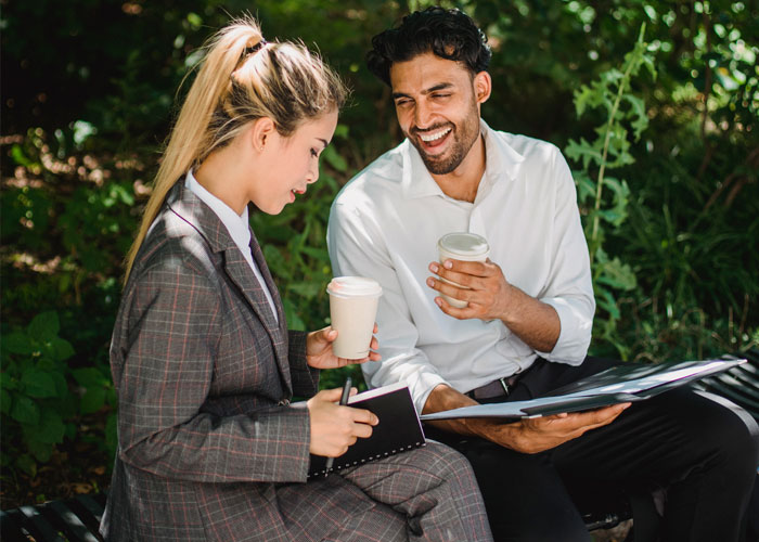 People Share 30 Things That People Who Are Having A Secret Affair Do That Immediately Give Them Away - 24