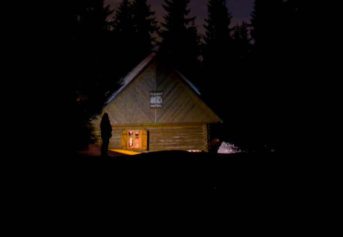 People Are Revealing Their Most Frightening Childhood Memories, And These 50 Might Give You The Creeps