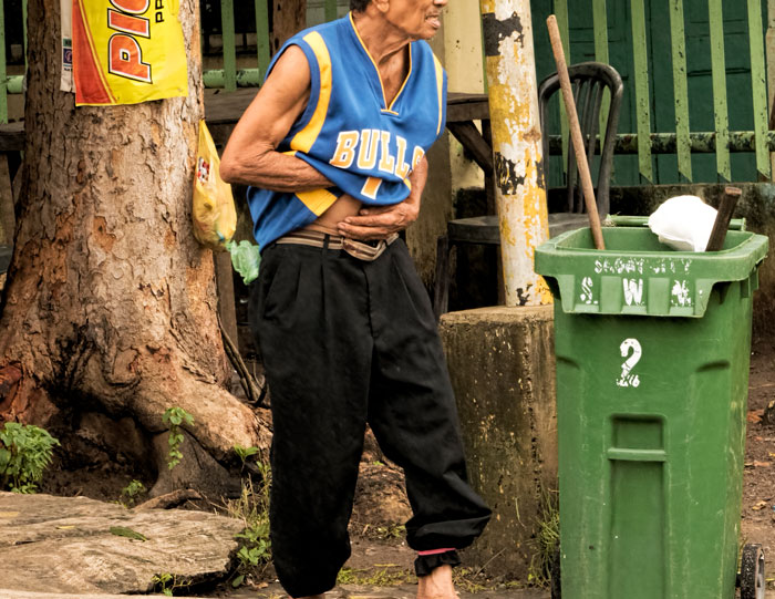 Person Asks “Doctors, What Was The Worst Thing You’ve Seen In A Patient That Another Doctor Overlooked?”, And 30 Folks Deliver