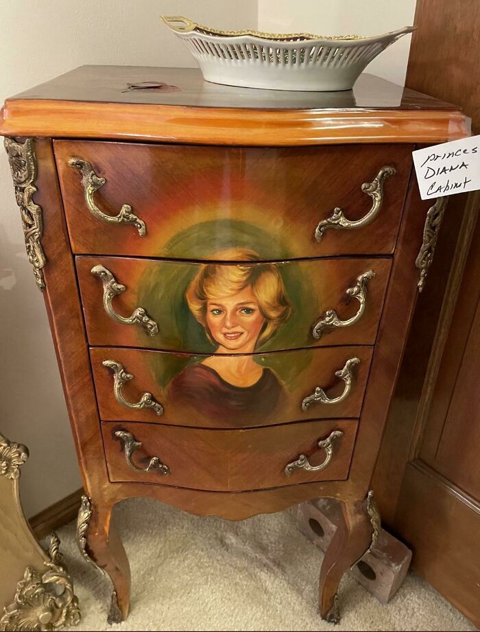 Princess Diana Cabinet