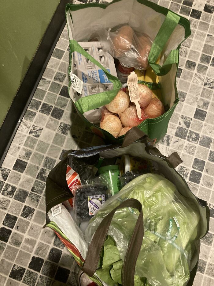Esto es sólo $180 de comestibles en Nueva York comprados anoche