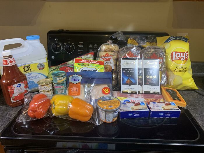 Esto es 95 dólares. Ontario, Canadá