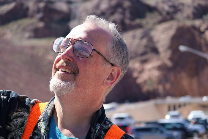 12 Years On Disability, 7 Years Sober, 300lbs Lost In 2 Years And Next Week I Move To NYC To Start A New Job. Keep Looking Up And Keep Moving Forward!!