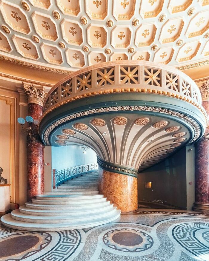 Ateneo Rumano, Bucarest