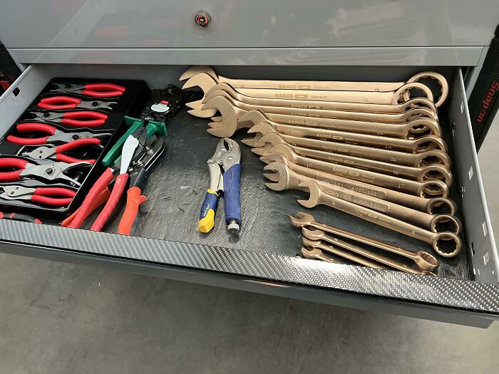 30 Interesting Tools That Only People In Very Specific Fields Get To See (New Pics) 30 Interesting Tools That Only People In Very Specific Fields Get To See (New Pics)