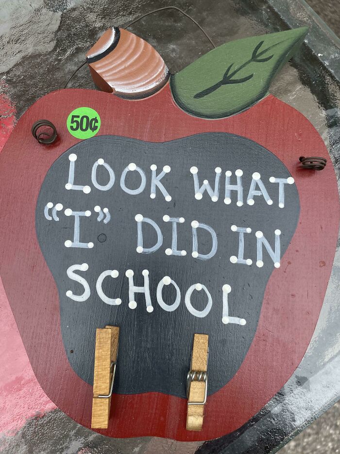 I Wonder If There’s A Name For This Old-Fashioned Schoolhouse Type Of Decor