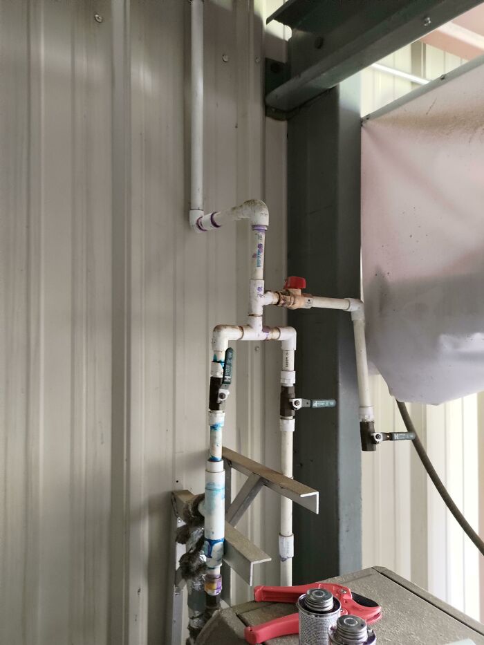 120psi Air Pressure On Pvc Pipes. All Aboveground Alongside Walls And Roof Within Feet Of People