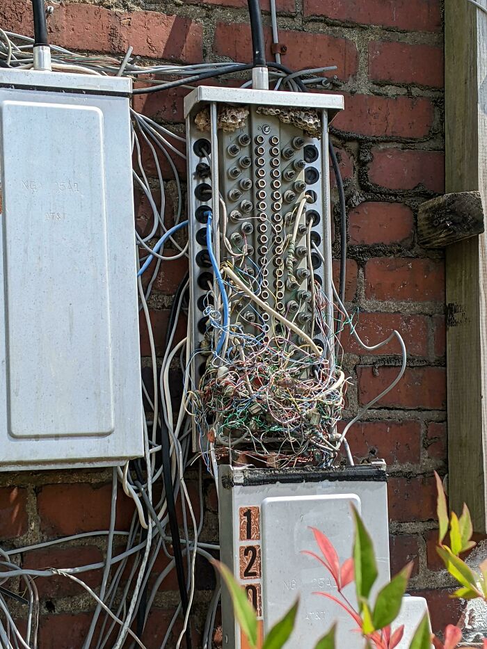 No Expert, But This Doesn't Look Safe