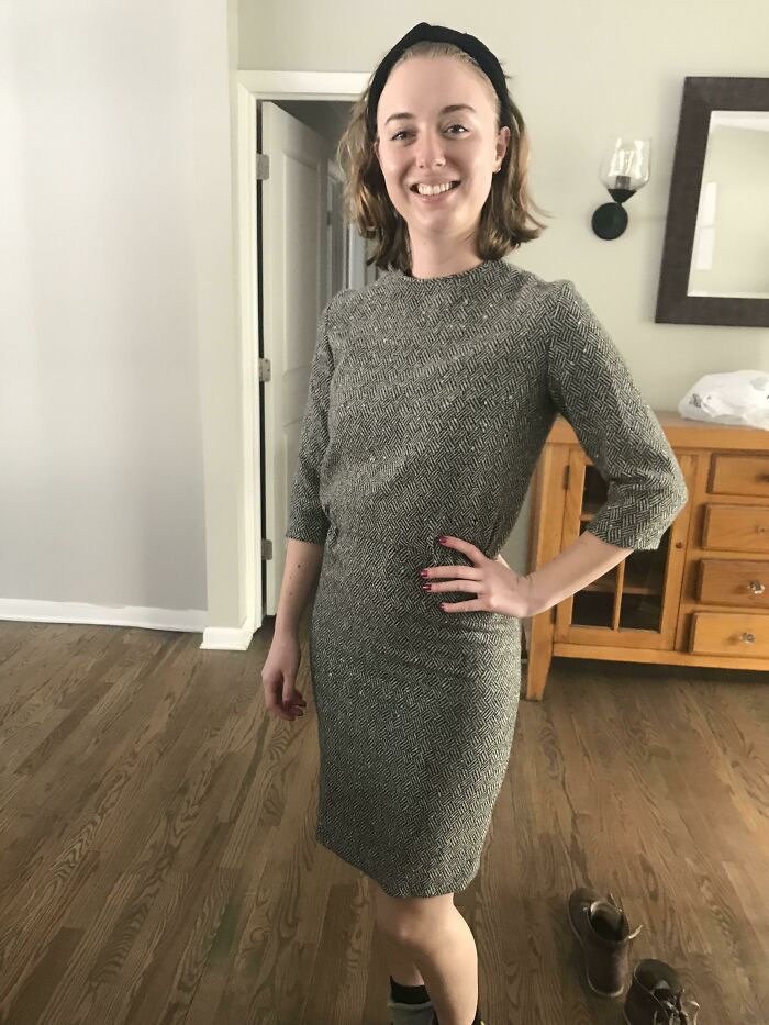 My Dad Is Renovating His Bathroom And Found A Dress In A Walled-Off Secret Closet. It’s Handmade From The Sixties