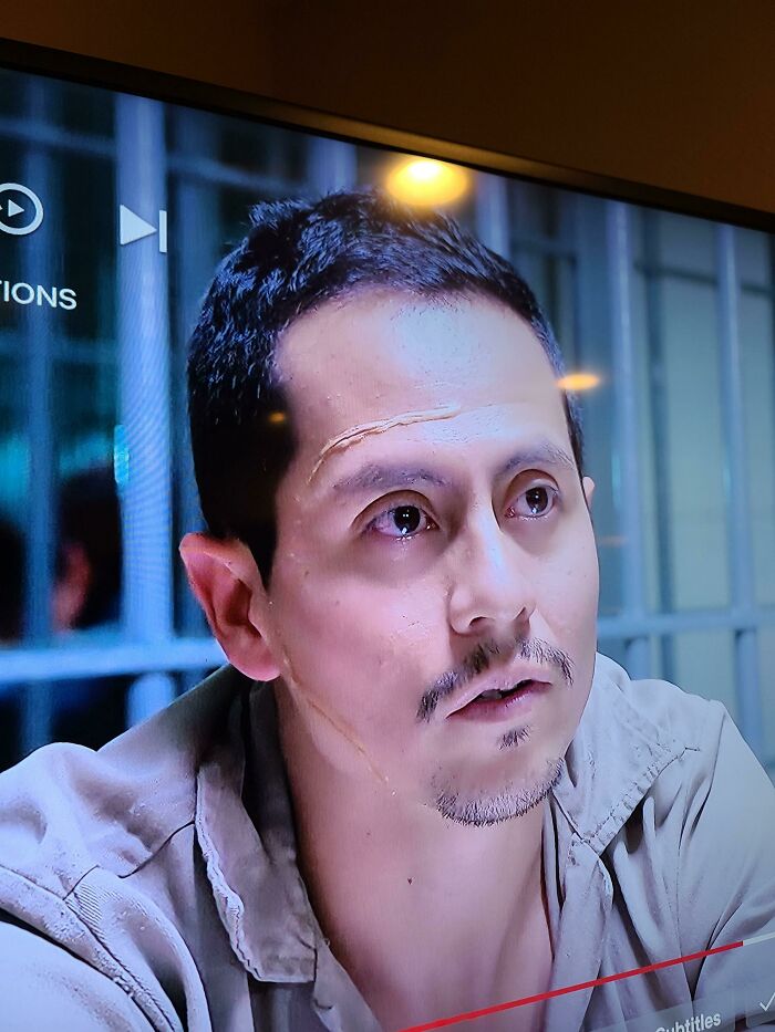 This Person Took "Fake It Til You Make It" Far Enough To Be The Mua Of A Netflix Show With This Skill Level Lol