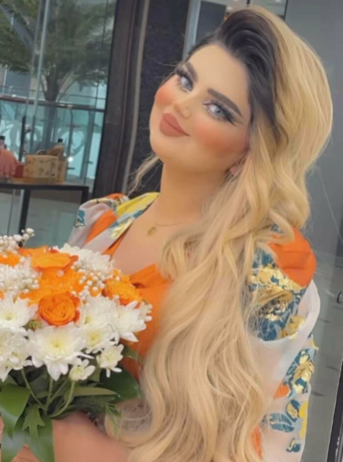 All Of The Makeup Artist’s Looks Are Like This! Their Clients Look Scary 