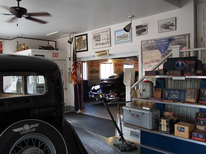 Someone Asks: "What Are Facts About Your Job That The General Public Has No Idea About?" And 30 Folks Online Deliver