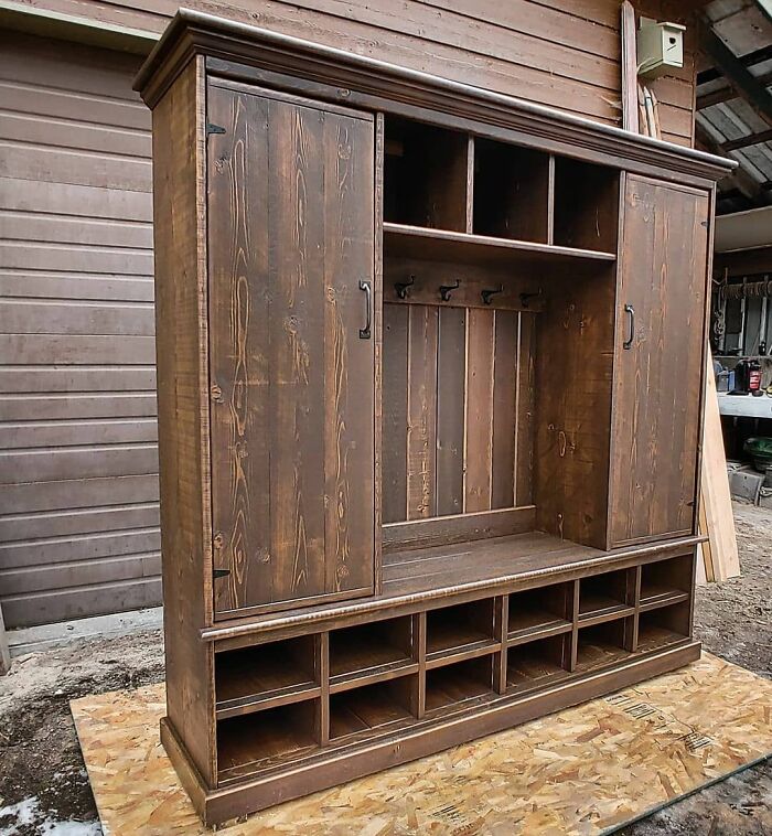 "I Love Woodworking": 50 Times Woodworking Enthusiasts Took Their Projects To Another Level And Shared The Results In This Instagram Account