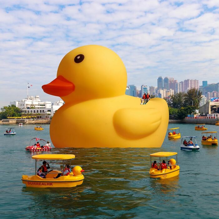 Hong Kong Through The Eyes Of A Photoshop Master (52 New Pics)