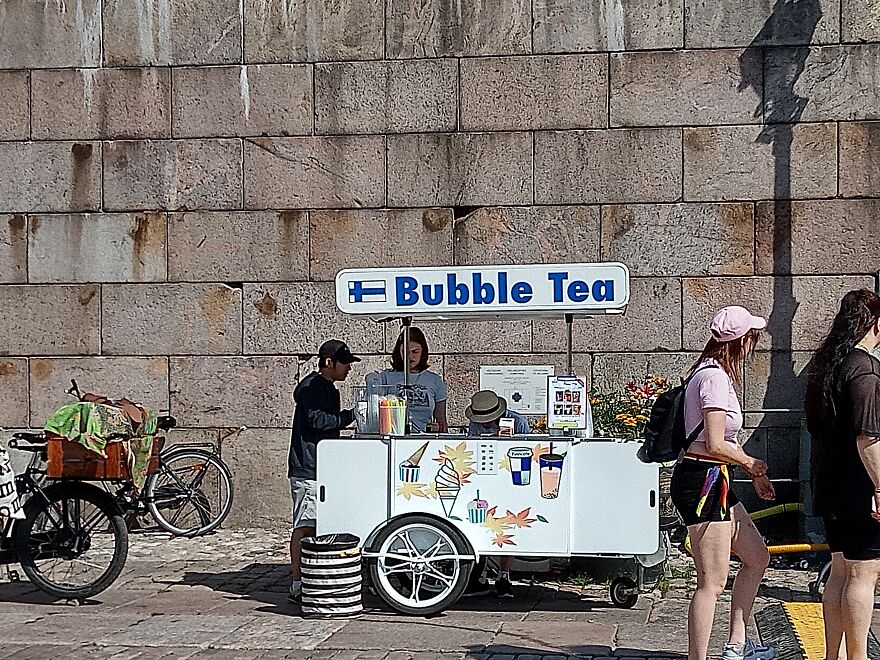 I Just Wanna Show Some Cute Moments At The Helsinki Pride Walk Today (9 Pics)