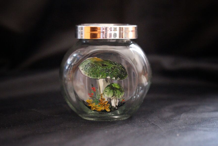 I Make Magic Little Mushroom Jars