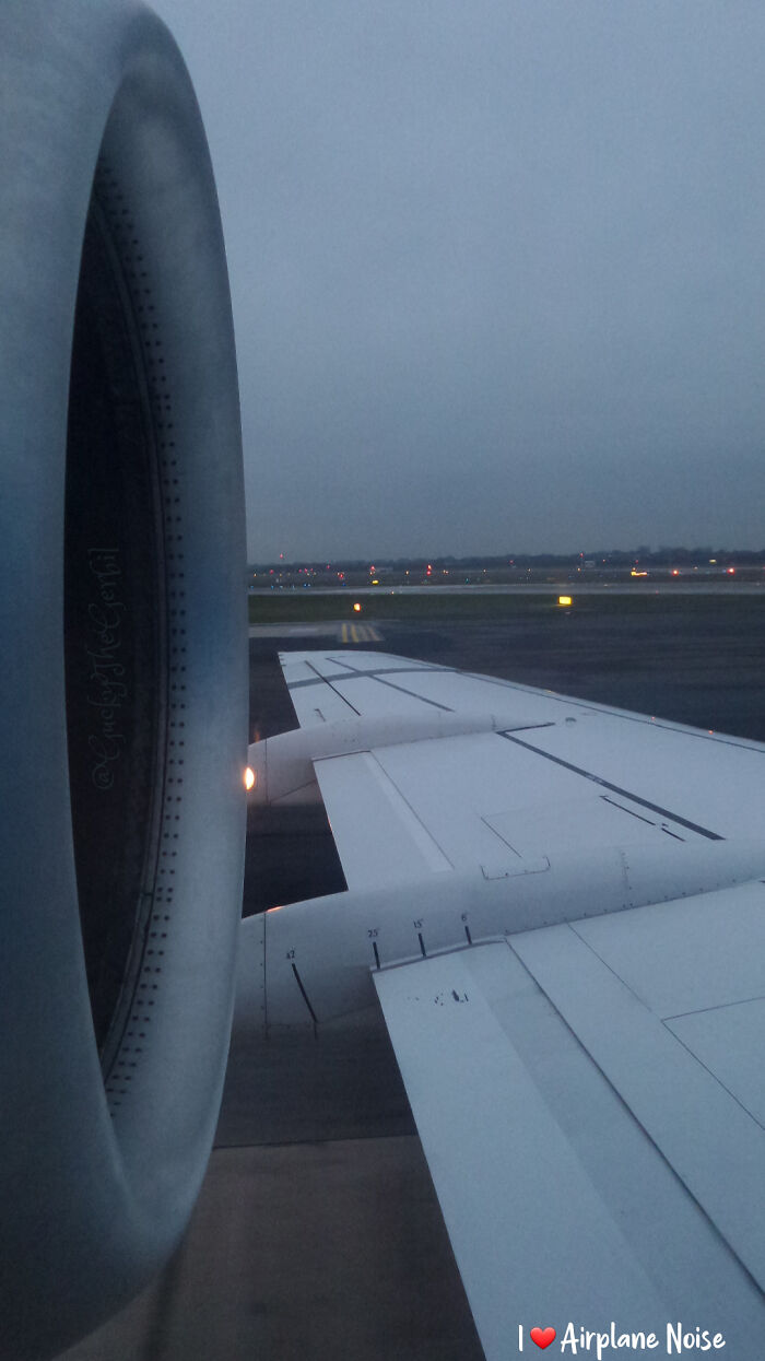 Devotee Of Airportism! Infected With Aviophilia!