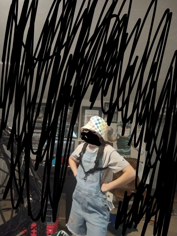 My Aesthetic Is Usually Typical Pansexual. I Play Saxophone So That's The Weird Thing On My Chest