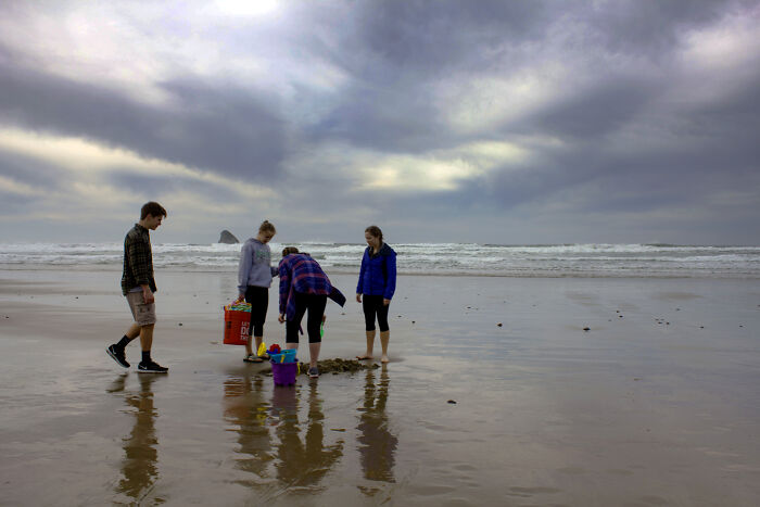 Kids In Cape Meares - Oregon