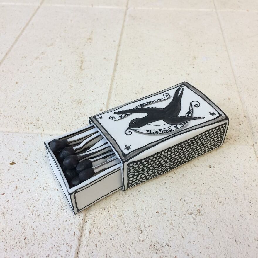 Meet Katharine's Porcelain Work
morling That Appear To Be Made Of Paper