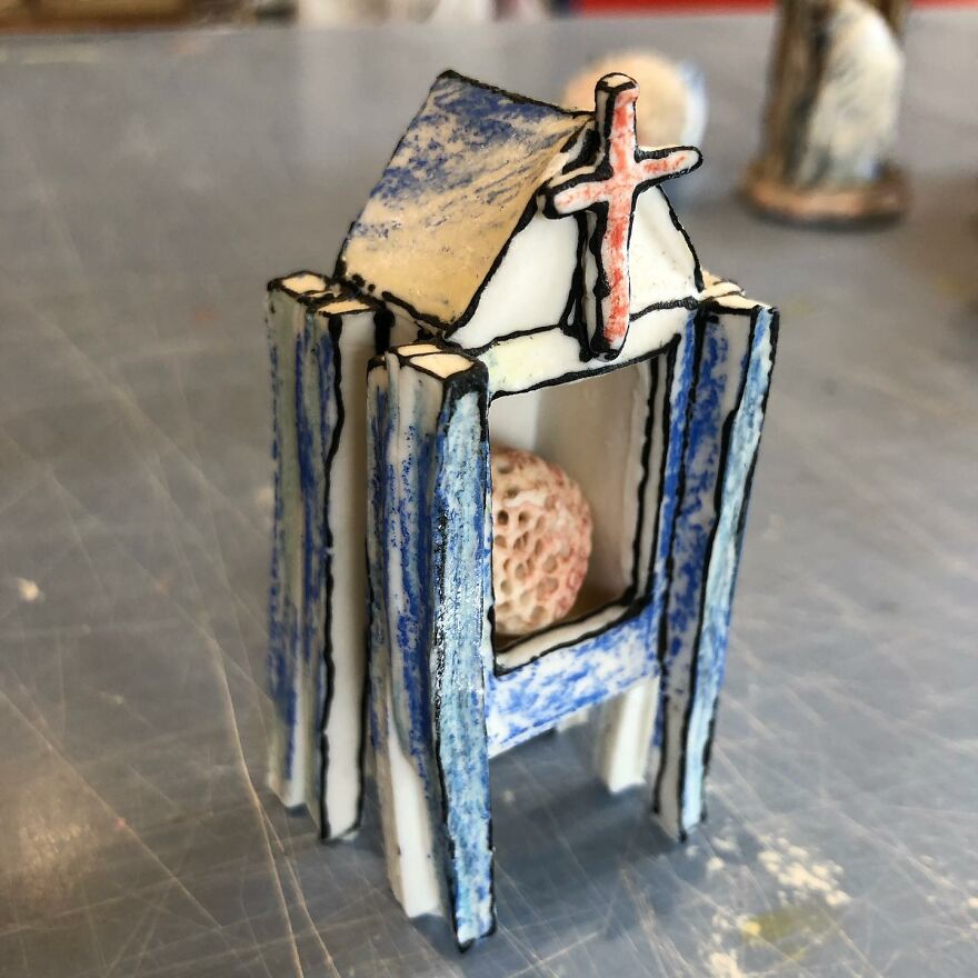 Meet Katharine's Porcelain Work
morling That Appear To Be Made Of Paper