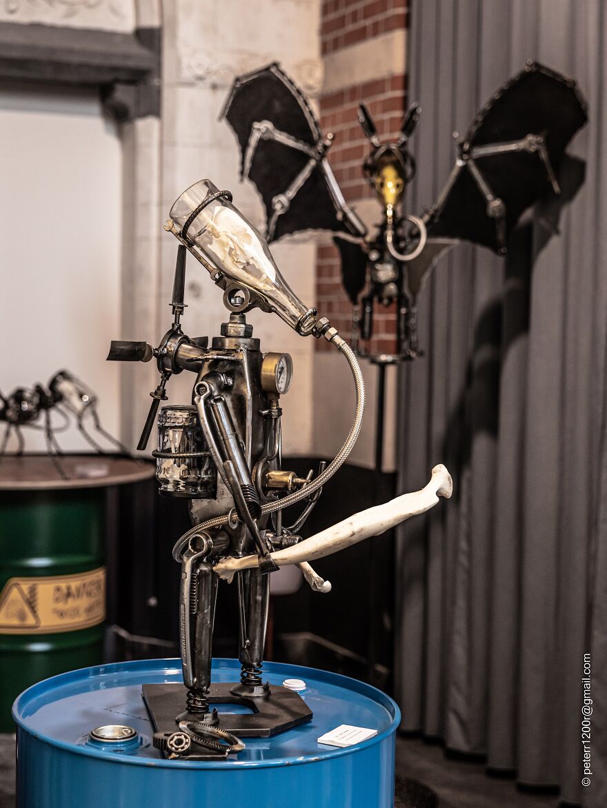 [*kāv]bots 1.0 Everything Left