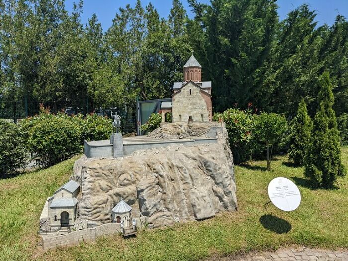 35 Photos From Georgia In Our Miniatures Park - 3