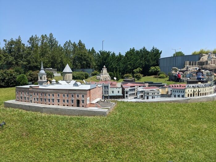 35 Photos From Georgia In Our Miniatures Park - 5