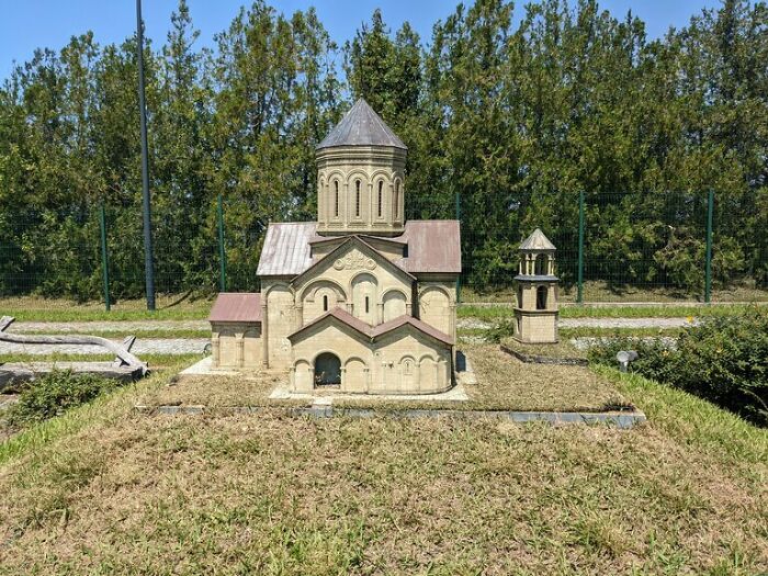 35 Photos From Georgia In Our Miniatures Park - 20