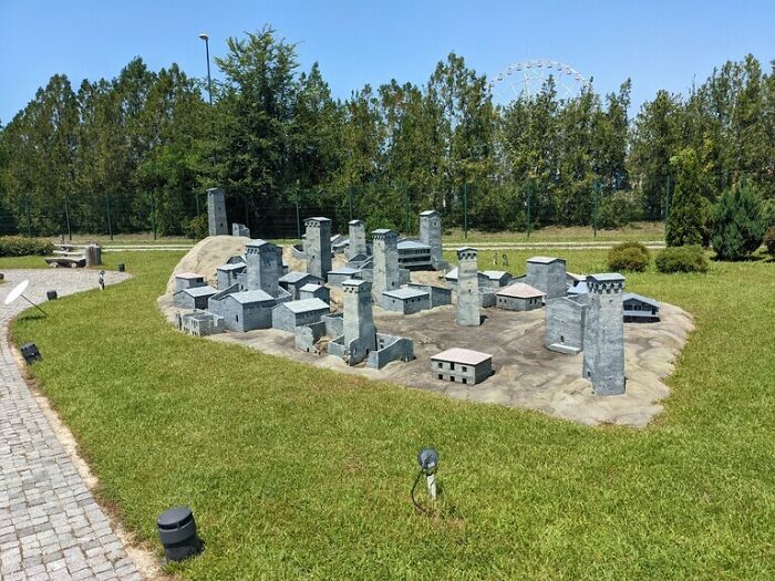 35 Photos From Georgia In Our Miniatures Park - 23