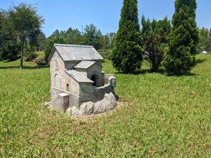 35 Photos From Georgia In Our Miniatures Park - 27