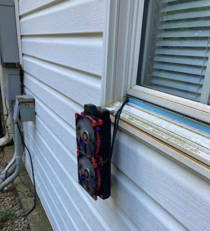 This Facebook Page Shares “Things That Make You Go Hmmm”, And Here Are 50 Of Its Best Posts