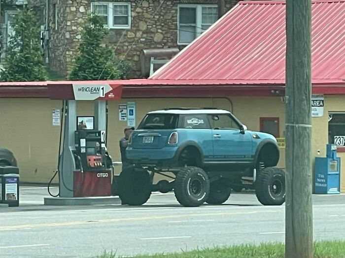 This Facebook Page Shares “Things That Make You Go Hmmm”, And Here Are 50 Of Its Best Posts