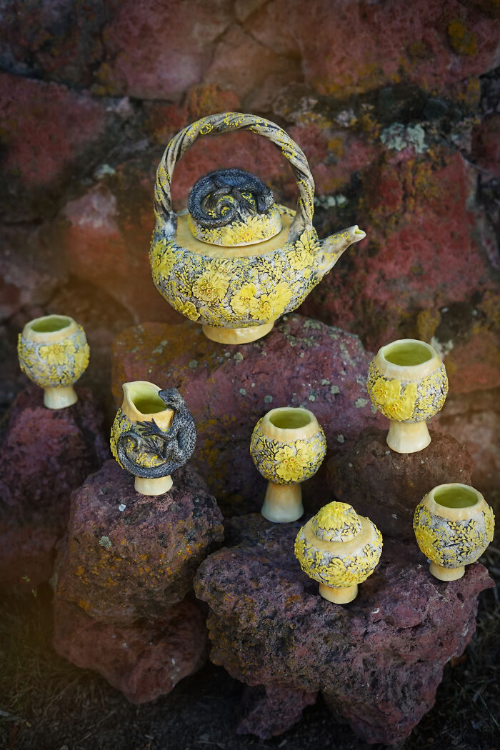 Lizards On Lichen Tea Set