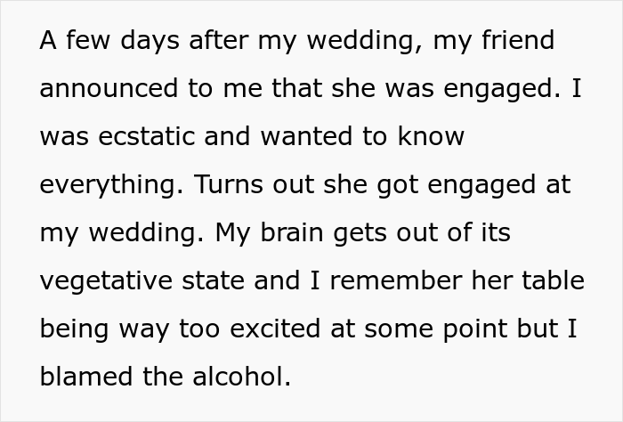 Bride Considers Deleting Her Friend's Engagement Photos, The Internet Supports Her - 5