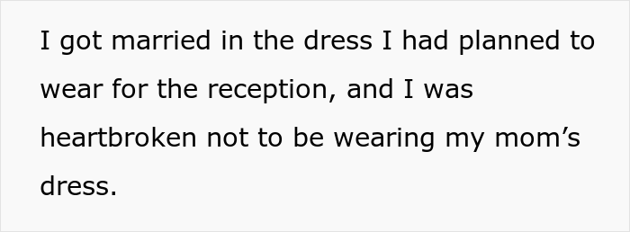 Bride Wanted To Wear Her Mom's Wedding Gown To Her Own Wedding, Bridesmaid "Accidentally" Spilled Wine On It Bride Wanted To Wear Her Mom's Wedding Gown To Her Own Wedding, Bridesmaid "Accidentally" Spilled Wine On It