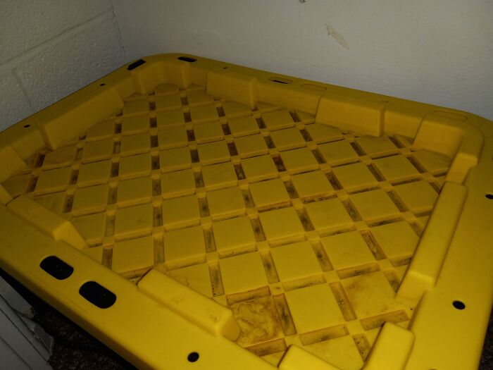 Maybe I'm Not Smart Enough To Know Why The Ridges Are There But Oh Boy, How Do I Clean This In A Timely Manner