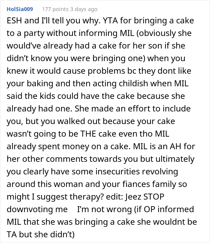 Woman Asks Folks Online If She&rsquo;s A Jerk For Taking The Cake She Baked For Her Fiance And Leaving His B-Day Party After His Mom Stole Her Thunder