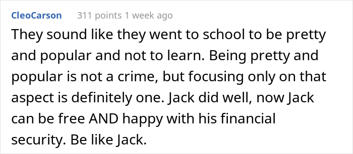 Parents Kick Out Their &ldquo;Nerdy&rdquo; Son, Thinking It&rsquo;s His Sister Who Pays Their Bills, Ask Him To Come Back After She Confesses