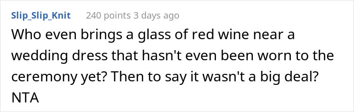 Bride Wanted To Wear Her Mom's Wedding Gown To Her Own Wedding, Bridesmaid "Accidentally" Spilled Wine On It Bride Wanted To Wear Her Mom's Wedding Gown To Her Own Wedding, Bridesmaid "Accidentally" Spilled Wine On It
