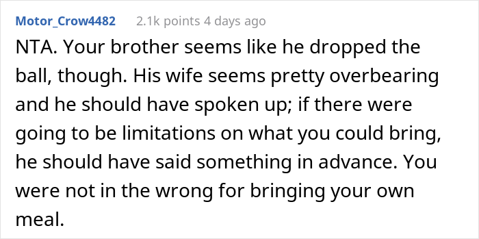  Woman Brings Her Own Food To A Vegan Wedding Because The Couple Didn't Want To Cater To Her Specific Diet, Drama Ensues - 16