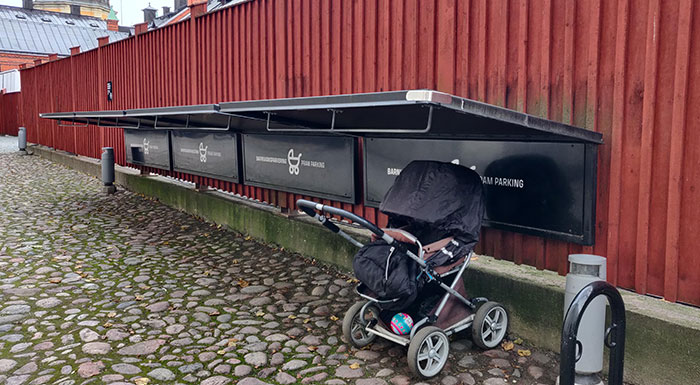 Suecia tiene estacionamientos para carritos de bebés