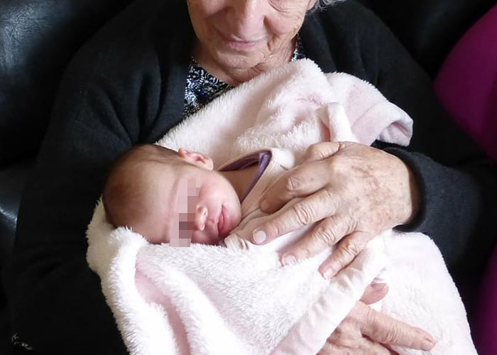 Racist Parents Secretly Test Their Grandkid's DNA Because They Don't Like Their Son’s Wife, Drama Ensues Racist Parents Secretly Test Their Grandkid's DNA Because They Don't Like Their Son’s Wife, Drama Ensues