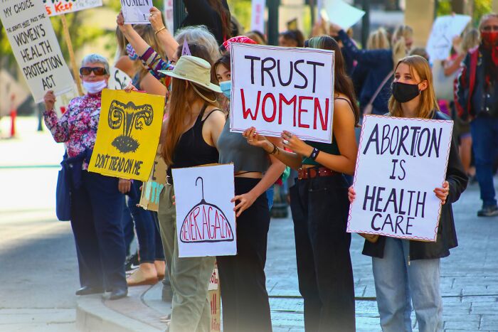 “Ex-Pro-Lifers, What Changed Your Mind On Abortions?” (30 Answers) - 22