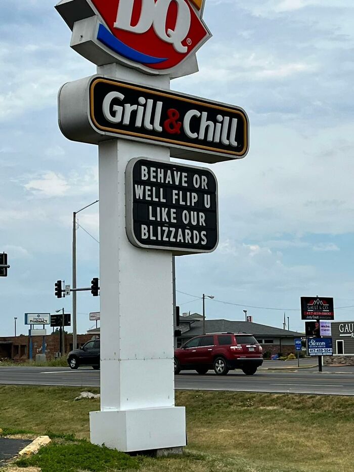 Hilarious Billboard War Between McDonald’s And Dairy Queen In Missouri Is Getting Serious - 17