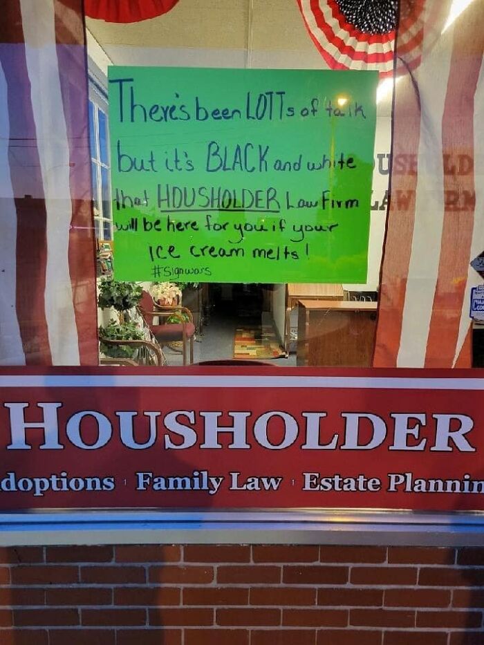 Hilarious Billboard War Between McDonald’s And Dairy Queen In Missouri Is Getting Serious - 24