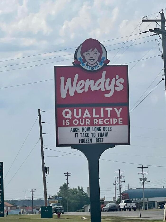Hilarious Billboard War Between McDonald’s And Dairy Queen In Missouri Is Getting Serious - 29